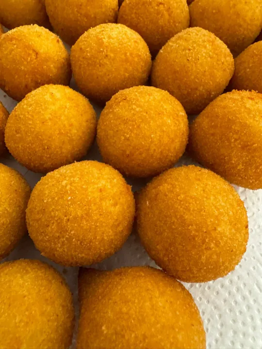 Salgados & doces para festas · Limonge Gourmet